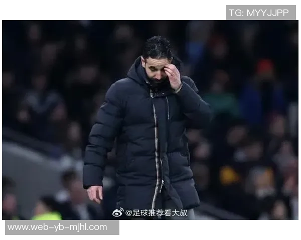 舒梅切尔质疑曼联高层决策称解雇阿莫林时机不当是球队倒退表现 舒梅切尔质疑曼联高层决策称解雇阿莫林时机不当是球队倒退表现